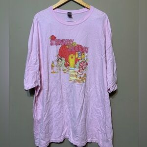 GILDAN STRAWBERRY SHORTCAKE Vintage Retro Cotton Graphic Tee T-Shirt